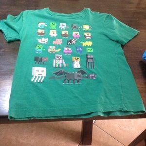 **SOLD ** Super rad green Minecraft t-shirt